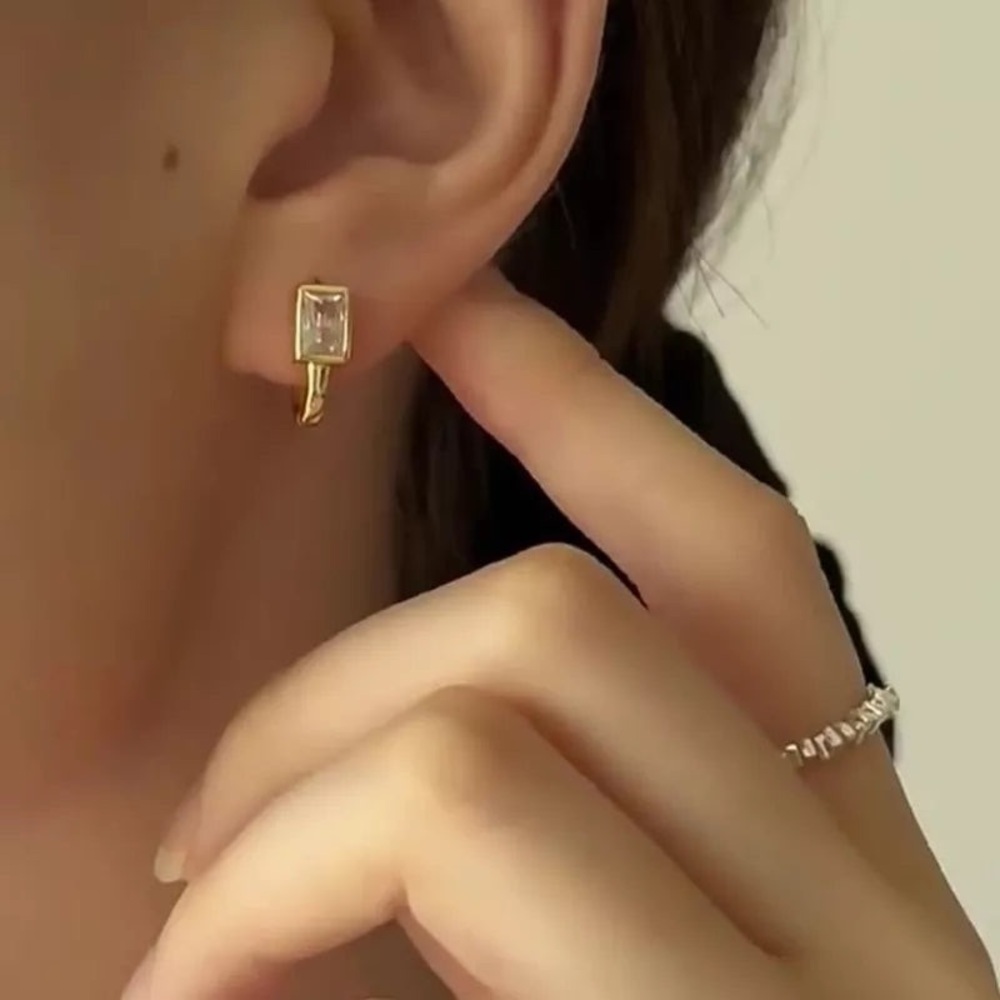 Crystal U Shape trendy Earrings